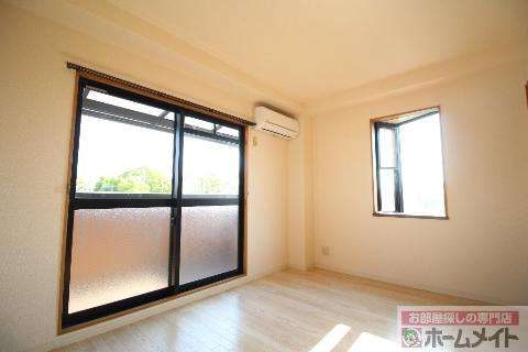 居室・リビング　洋室