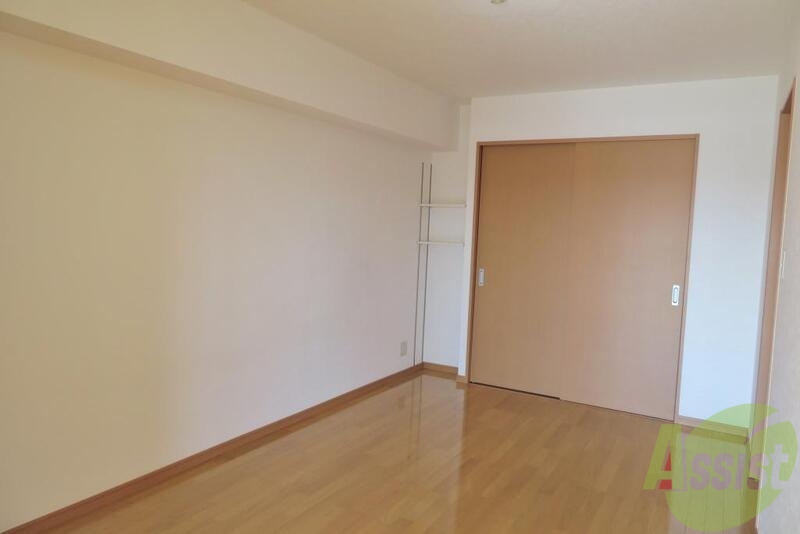 その他部屋・スペース　広々としたお部屋でゆったりと休めますね。