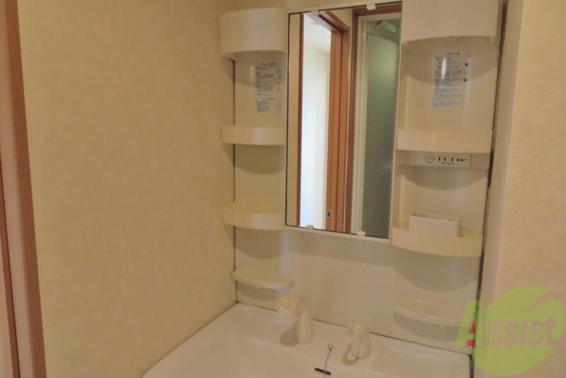 洗面設備　洗面は独立していて朝の準備もバッチリＯＫです。