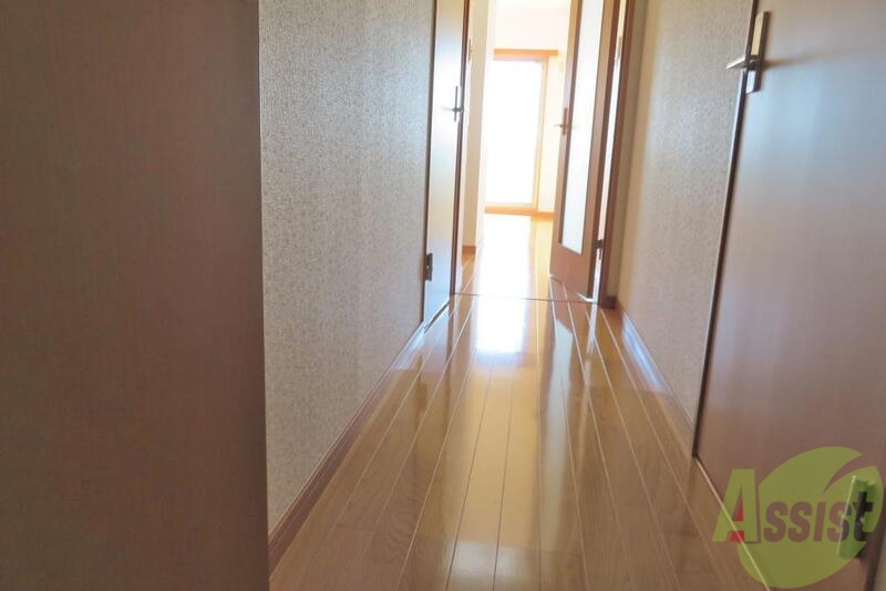 玄関　玄関から見た景色はこちらです。いかがでしょうか。