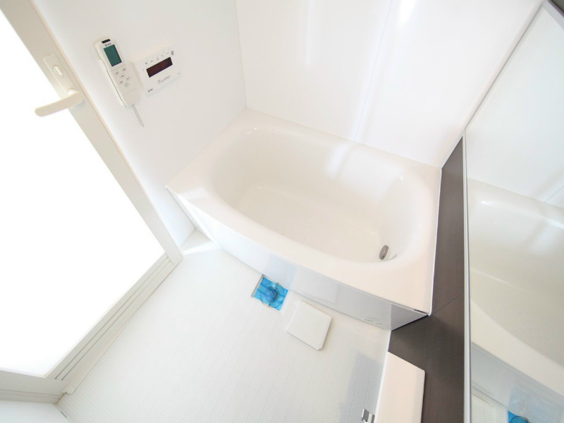 バス・シャワールーム　浴室暖房乾燥機付　追い焚き付お風呂　ミストサウナ
