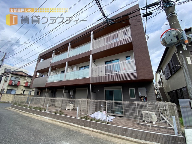 建物外観　現在建築中。。先着申込受付中ですよ。。