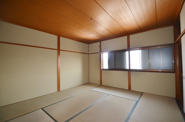 その他部屋・スペース　和室８帖