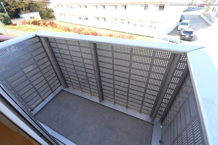 バルコニー　バルコニーがあります