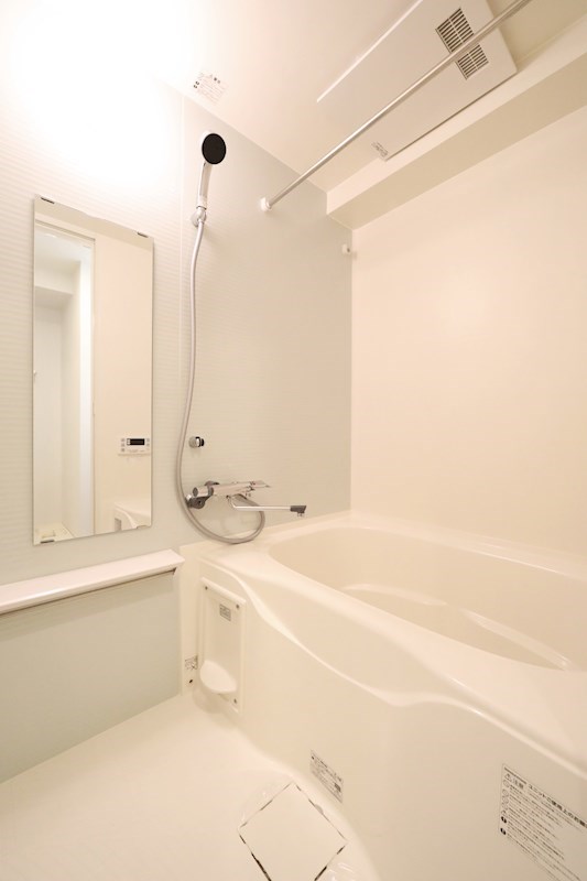バス・シャワールーム　バスルーム