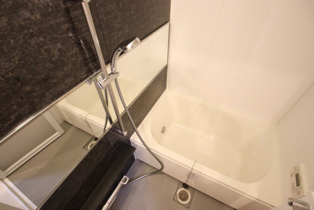 バス・シャワールーム　※別室の参考写真の為、現況優先です。
