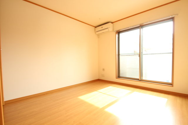 居室・リビング　写真は別部屋参考写真★