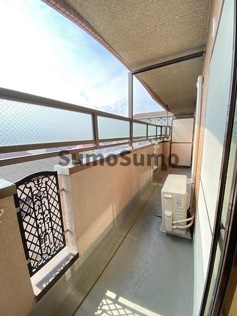 バルコニー　お洗濯にも便利なバルコニー付き