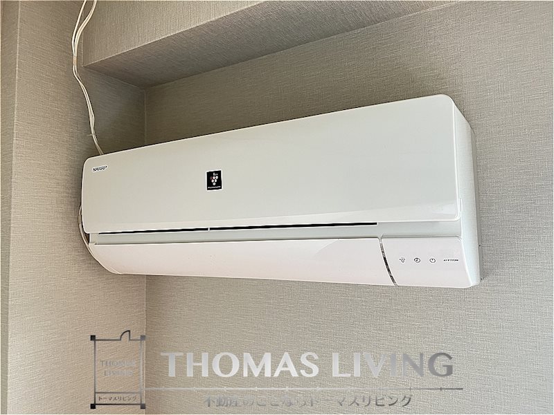 その他設備　冷暖房機能御座いますよ。