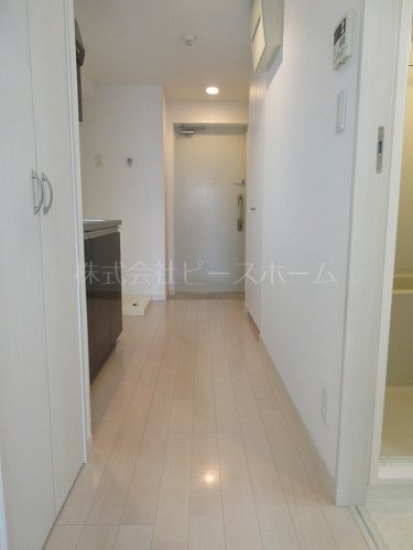 居室・リビング　※別号室参考写真