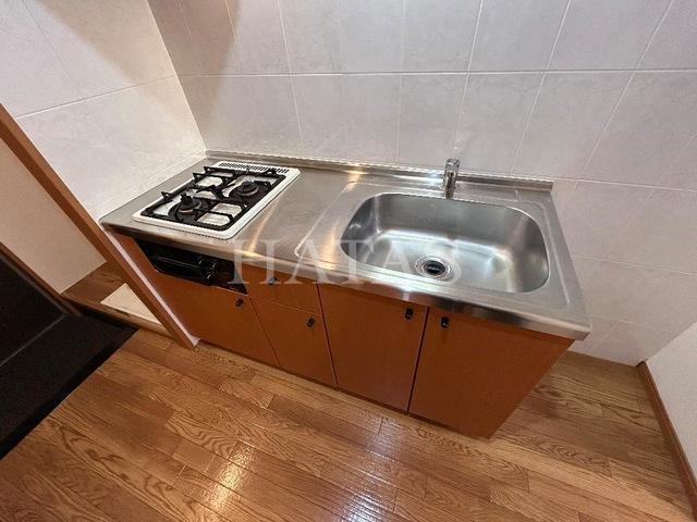 キッチン　同物件別部屋です