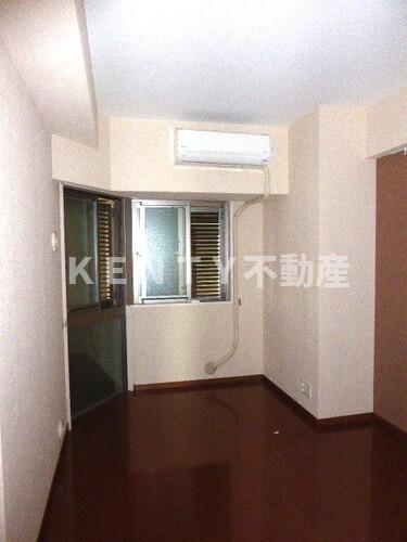 その他部屋・スペース　広くて明るい寝室