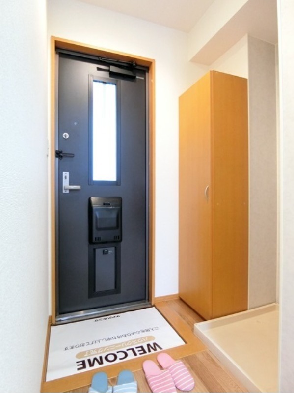 玄関　図面と現状に相違がある場合には現状を優先