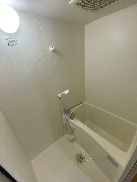 バス・シャワールーム　※同棟別室写真