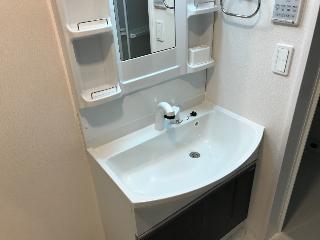 洗面設備　洗髪洗面化粧台