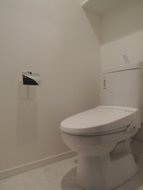 トイレ　※別号室参考写真