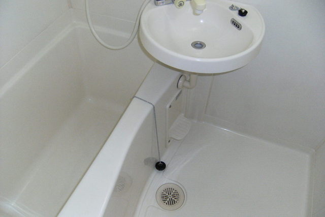 バス・シャワールーム　バス