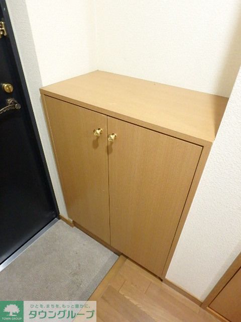 収納　シューズボックス