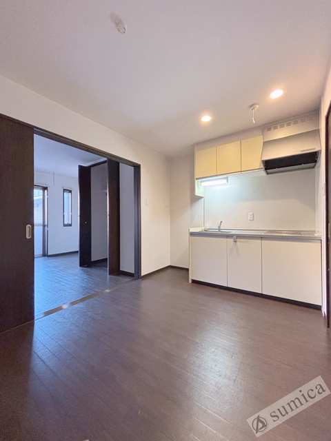 居室・リビング　使い勝手のいいリビングですね♪♪