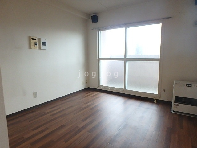 居室・リビング　同号室タイプ写真