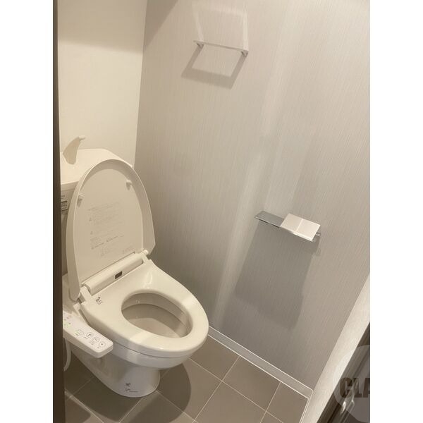 トイレ　シャワー付きトイレ