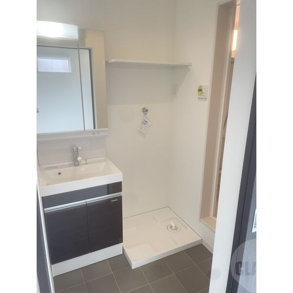 洗面設備　脱衣洗面所