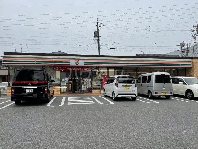 コンビニ　セブンイレブン 岡崎明大寺町店（コンビニ）まで712m