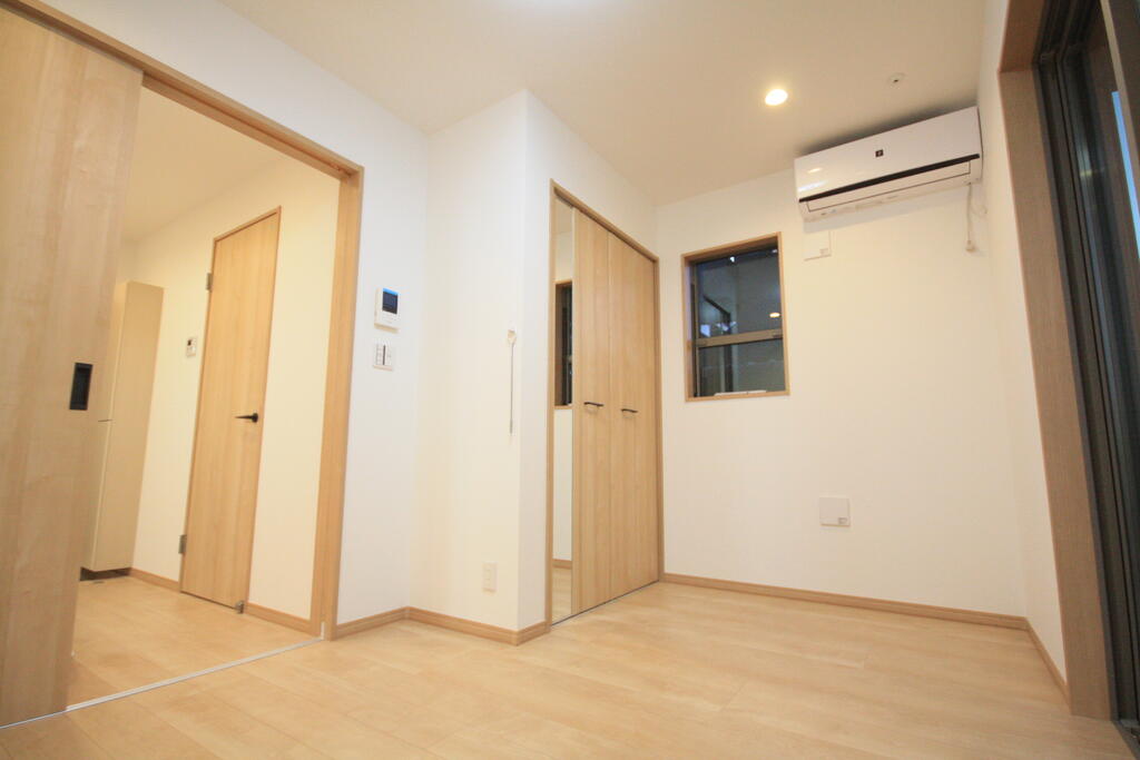 その他設備　メープル柄で統一された内装です。