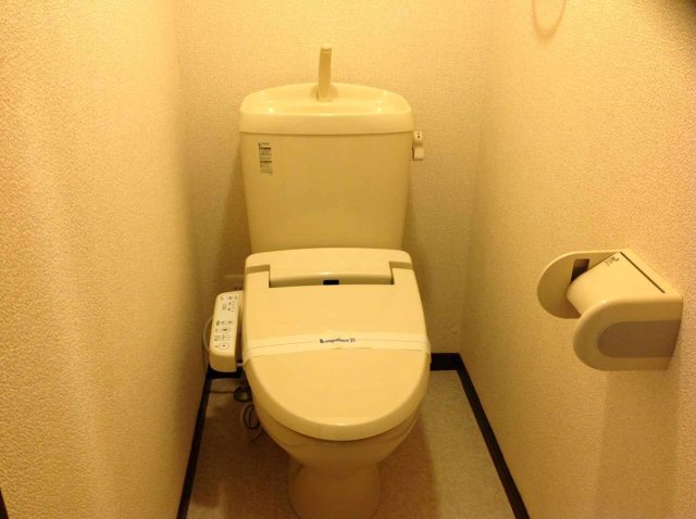 その他　温水洗浄機付