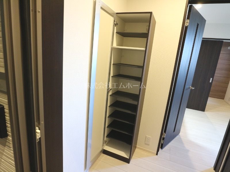 玄関　玄関（シューズボックス付）