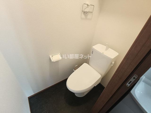 EQUUS D棟のトイレ写真
