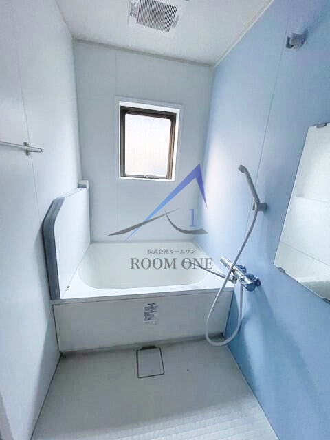 バス・シャワールーム　お風呂です。