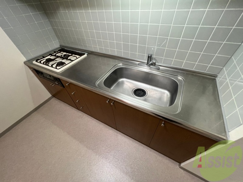 キッチン　キッチンはスペースも広々していて使いやすそうですよ！