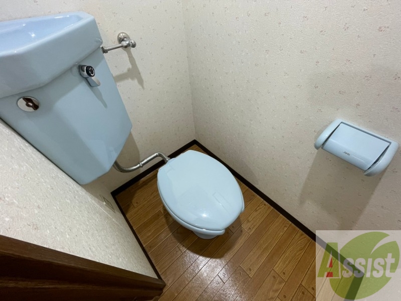 トイレ　こちらはトイレです。清潔感があり、安心して使用できます。