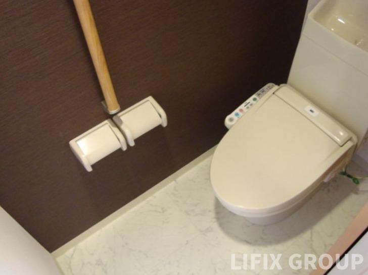 トイレ　トイレ