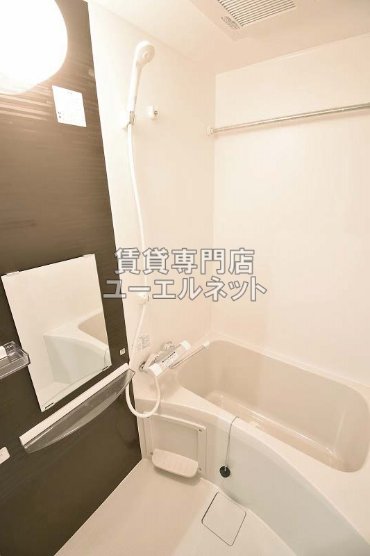 バス・シャワールーム　浴室