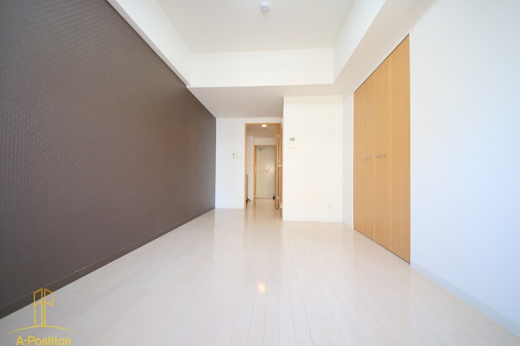 居室・リビング　Uresidence京橋