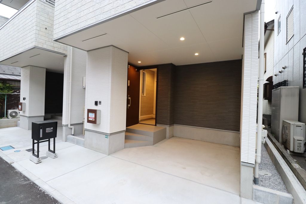 ロビー　エントランス