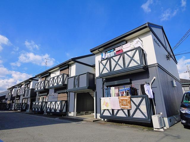 建物外観　落ち着いた雰囲気の外観です
