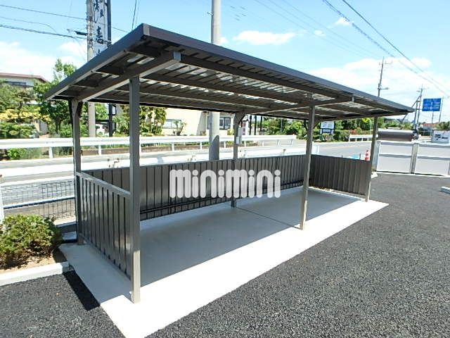 駐車場　駐輪場あります。