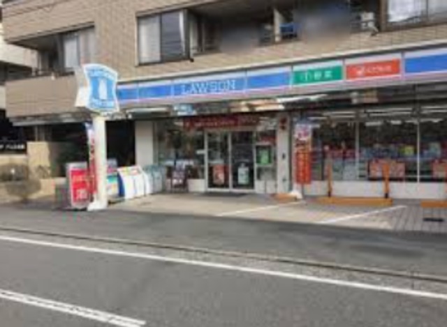 コンビニ　ローソン小杉陣屋町店（コンビニ）まで138m