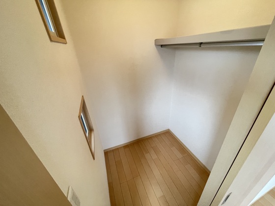 収納　※別部屋の写真です