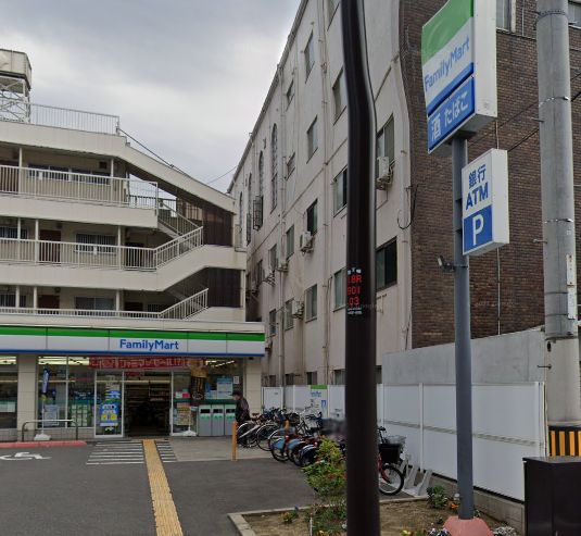 コンビニ　ファミリーマート 旭二丁目店（コンビニ）まで126m