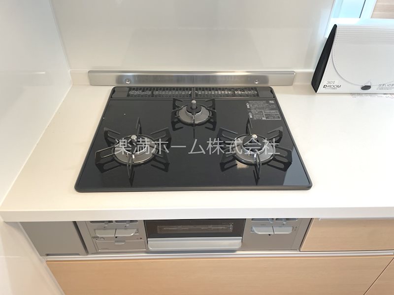 その他　3口ガスシステムキッチン♪