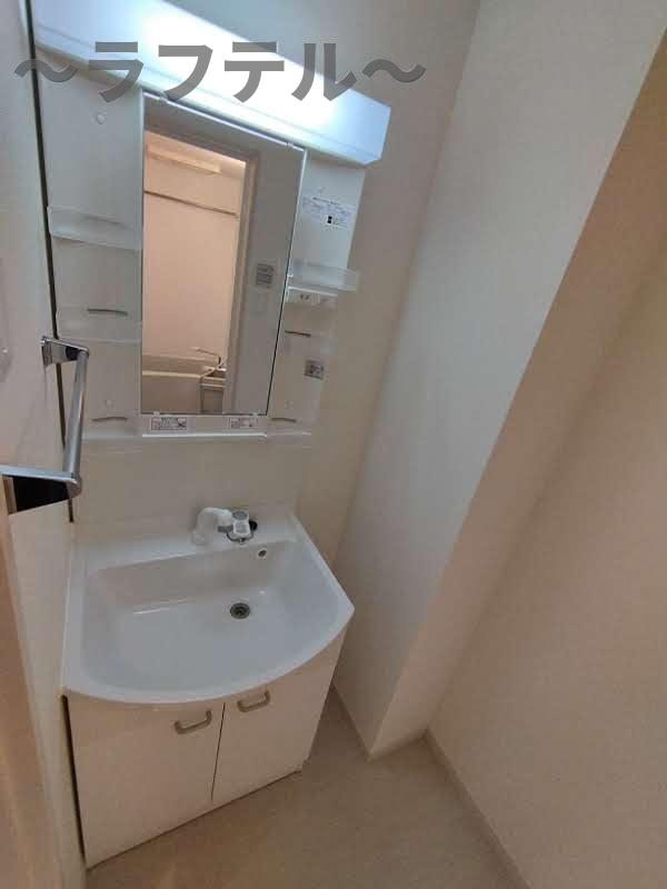 洗面設備　別部屋イメージ写真