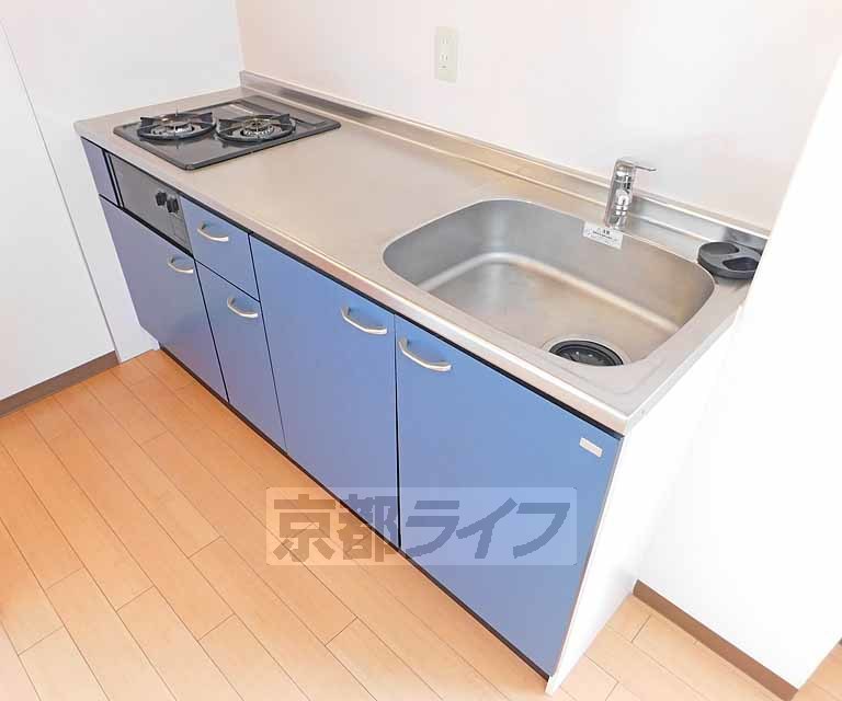 キッチン　便利なシステムキッチンです