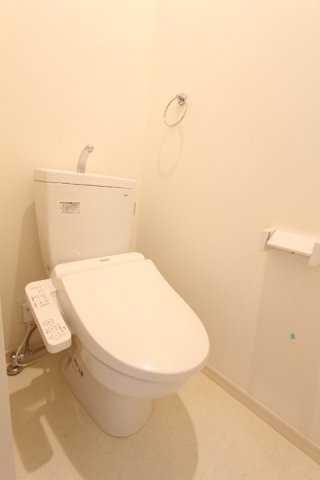 トイレ　ゆったりとした空間のトイレです