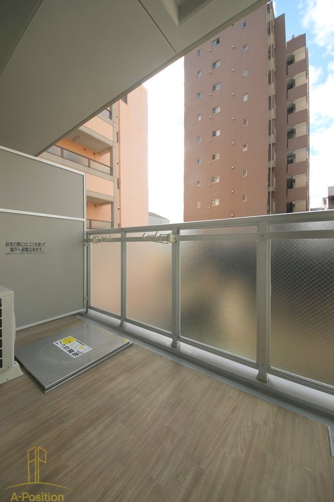 バルコニー　エスリード大阪上本町レジェーロ