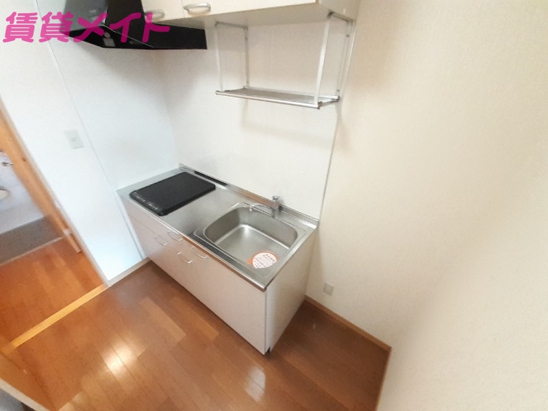 キッチン　同タイプ部屋写真です。
