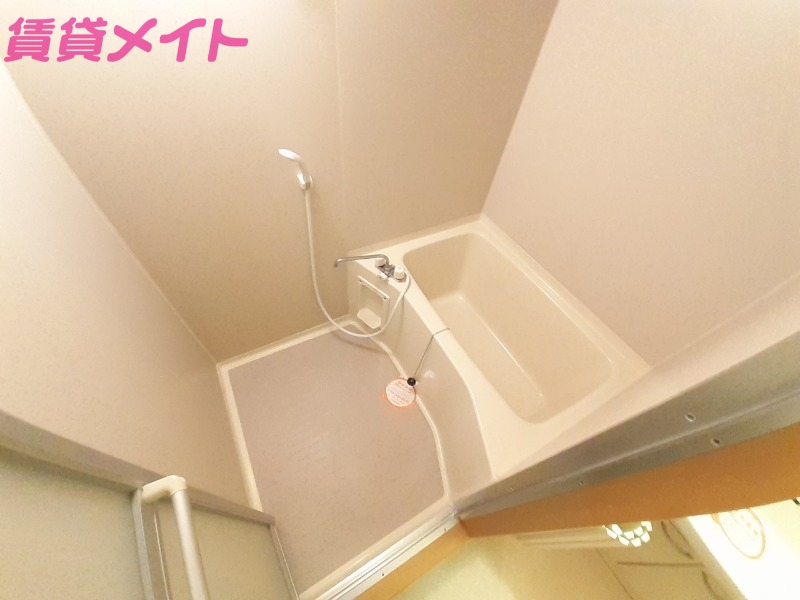 バス・シャワールーム　同タイプ部屋写真です。